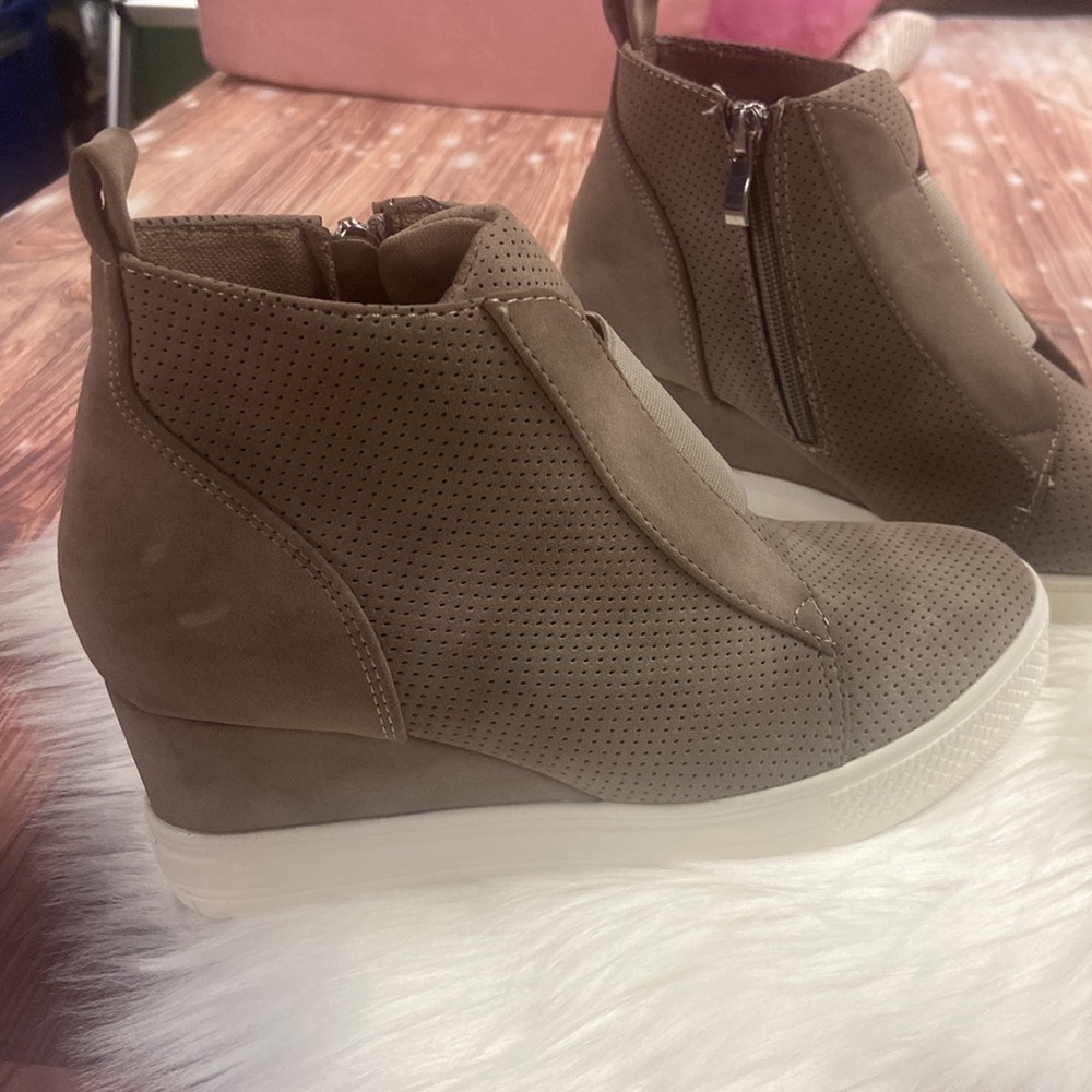 CCOCCI Zoe Wedge Sneakers Hidden Heel